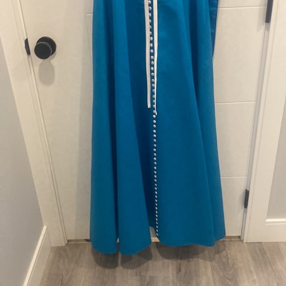 Alexia ll long prom/formal dress size 6 - Picture 4 of 11